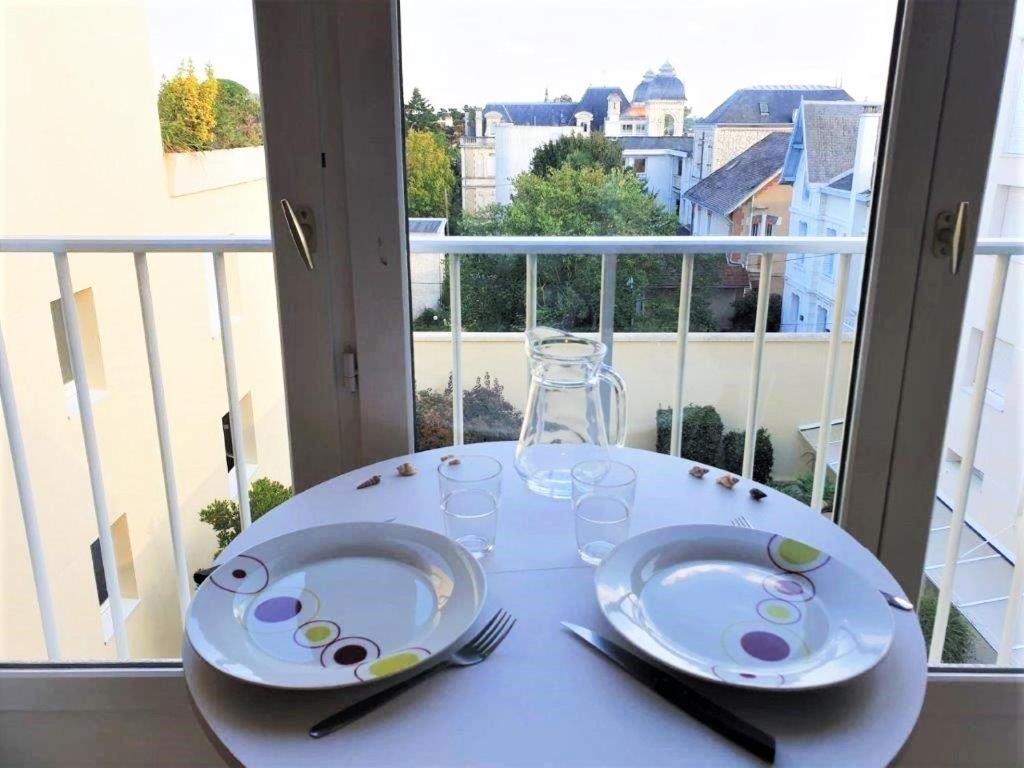 Royan - Studio Lumineux Au Calme - 30M De La Plage - Quartier Du Parc Экстерьер фото