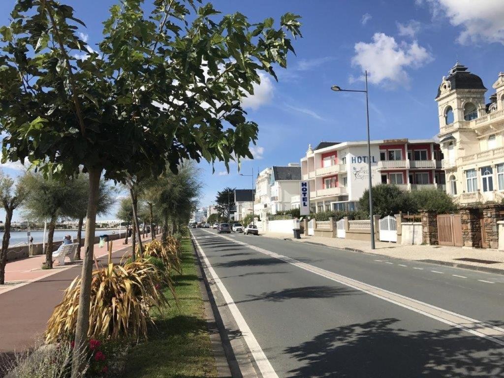Royan - Studio Lumineux Au Calme - 30M De La Plage - Quartier Du Parc Экстерьер фото